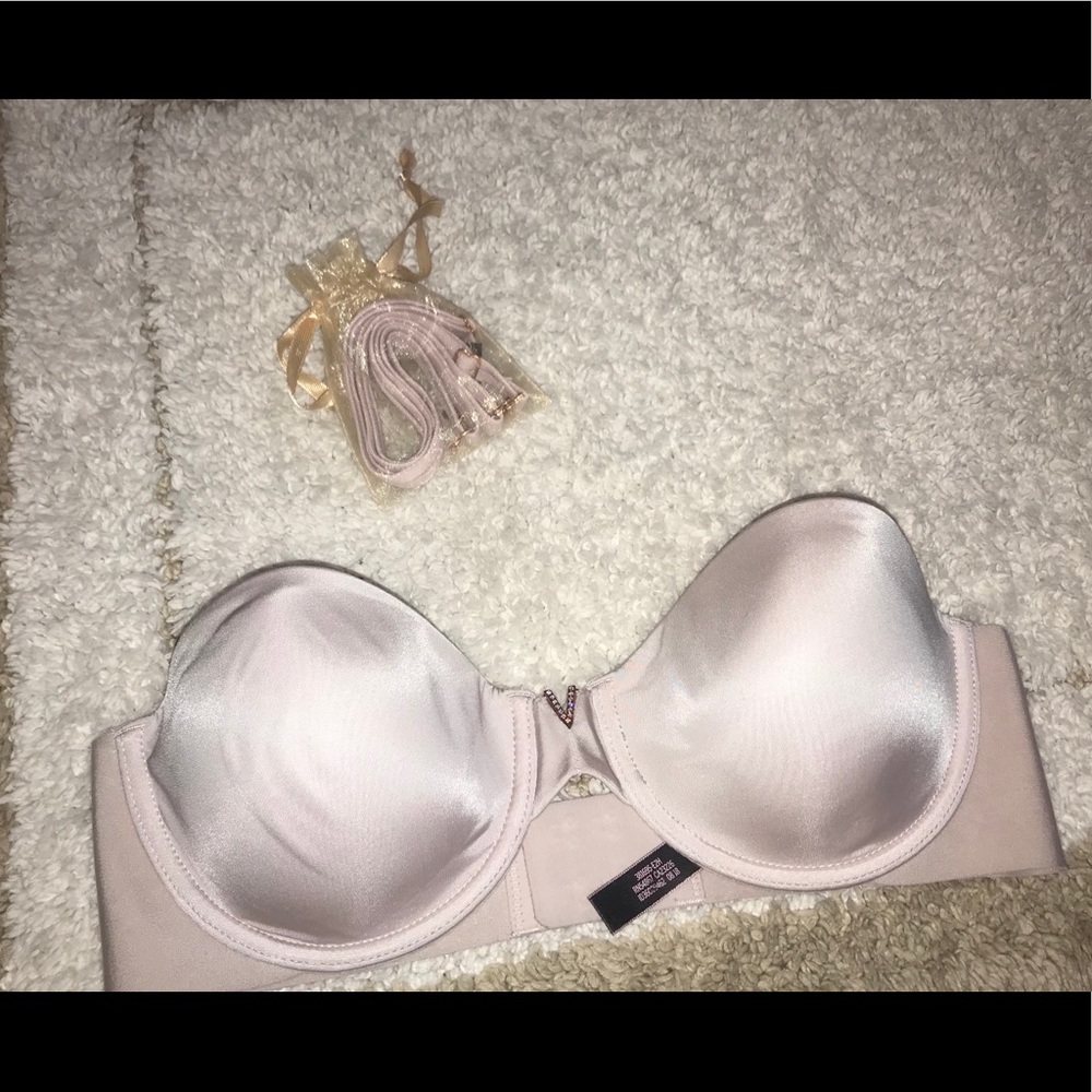 Victoria’s Secret sexy illusions strapless bra